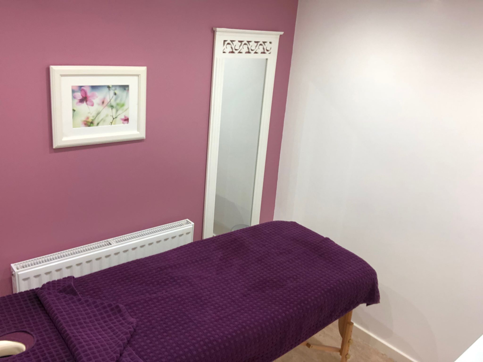 Room to let in Beauty Salon